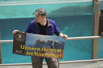 Save the Ocean, Jörn Kriebel, Delfinarium, Demo, Banner, Orca, Aktivisten,  Empty The Tanks,  Wale Gefangenschaft,  Blackfish, Zoo, Duisburg Delfinarium,